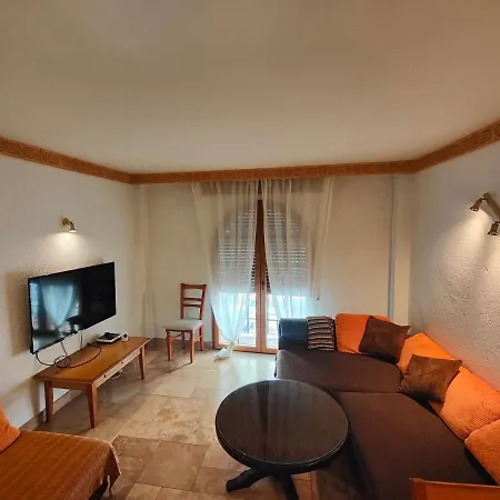 아파트 Apartamento En El Centro A Dos Minutos De La Playa *