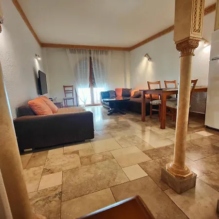 Apartamento En El Centro A Dos Minutos De La Playa 아파트 *
