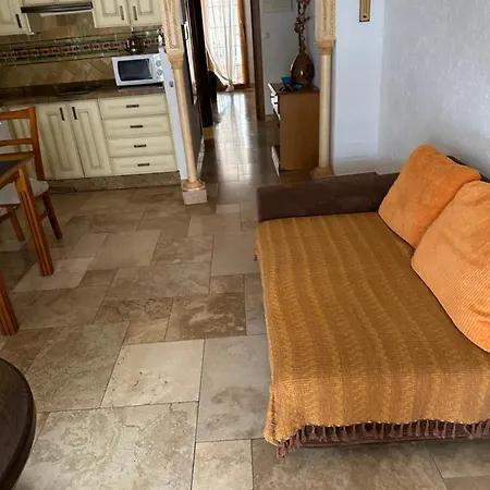 Apartamento En El Centro A Dos Minutos De La Playa 아파트 푸엔히롤라