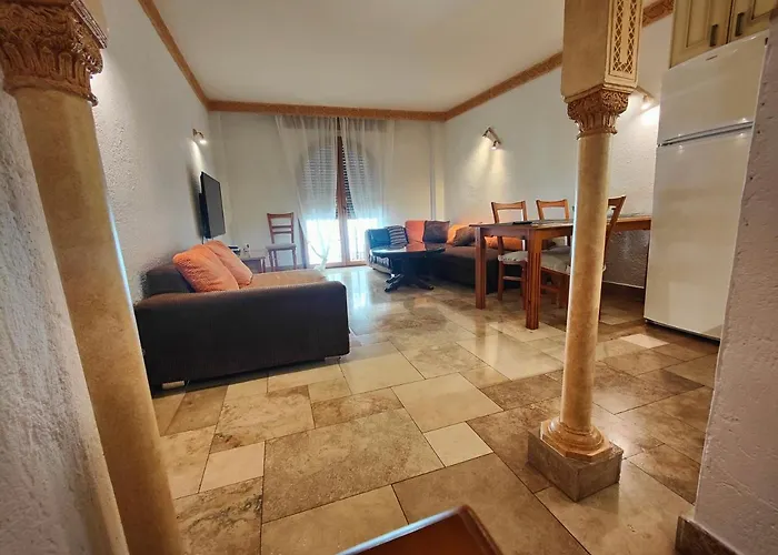 Apartamento En El Centro A Dos Minutos De La Playa Apartment *