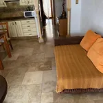 Apartamento En El Centro A Dos Minutos De La Playa アパート フエンヒロラ